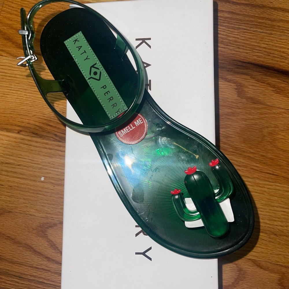 Katy Perry jeli sandal